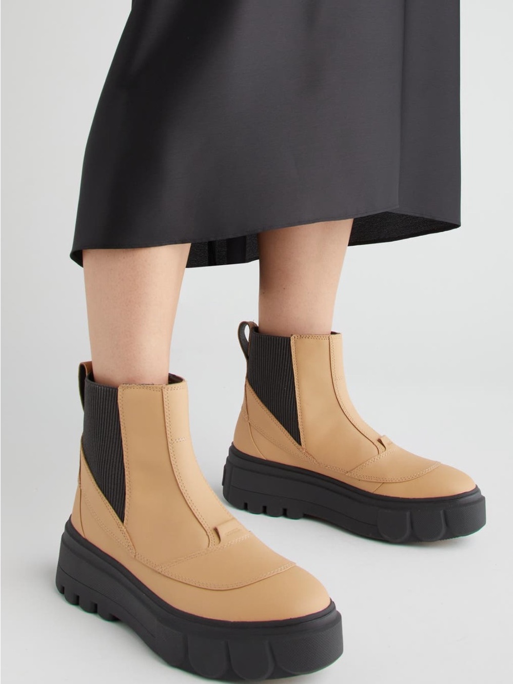 NEW Sorel Caribou X Waterproof Leather WOMEN'S Platform CHELSEA BOOT In Canoe